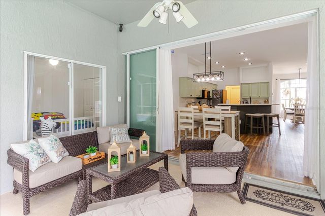 9601 REGENTS PARK DRIVE, Tampa, FL 33647