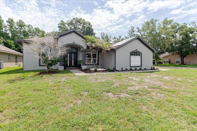 9601 REGENTS PARK DRIVE, Tampa, FL 33647