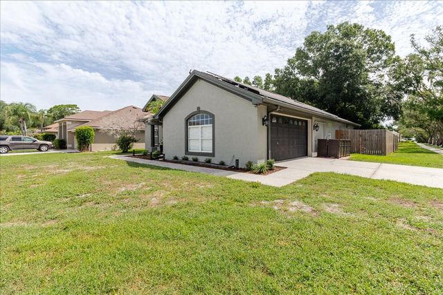 9601 REGENTS PARK DRIVE, Tampa, FL 33647
