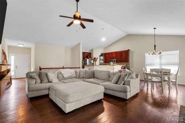 1250 Konert Valley Drive, Fenton, MO 63026