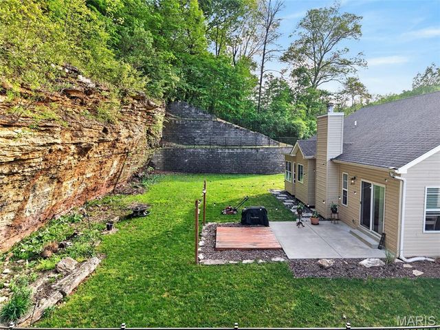 1250 Konert Valley Drive, Fenton, MO 63026