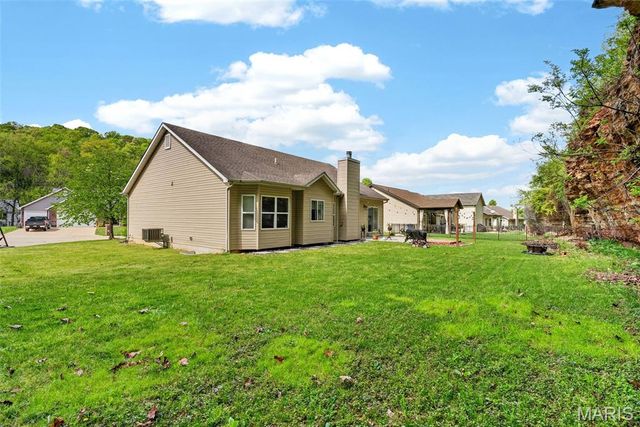 1250 Konert Valley Drive, Fenton, MO 63026