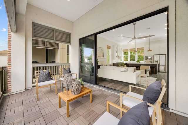 612 E 20th Street B, Houston, TX 77008