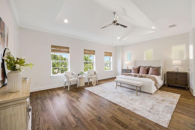 612 E 20th Street B, Houston, TX 77008