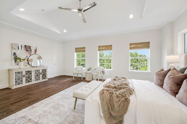 612 E 20th Street B, Houston, TX 77008