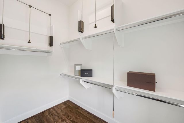 612 E 20th Street B, Houston, TX 77008