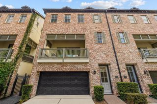 612 E 20th Street B, Houston, TX 77008
