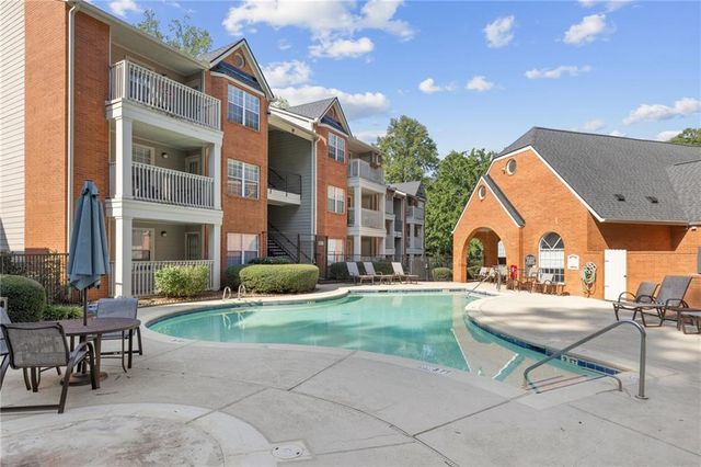 2054 Chastain Park Court NE, Atlanta, GA 30342