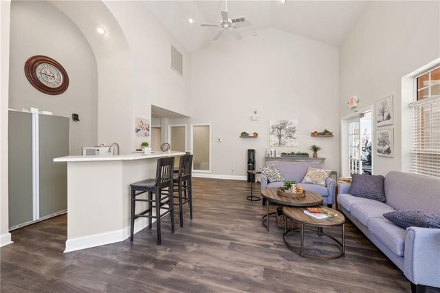 2054 Chastain Park Court NE, Atlanta, GA 30342