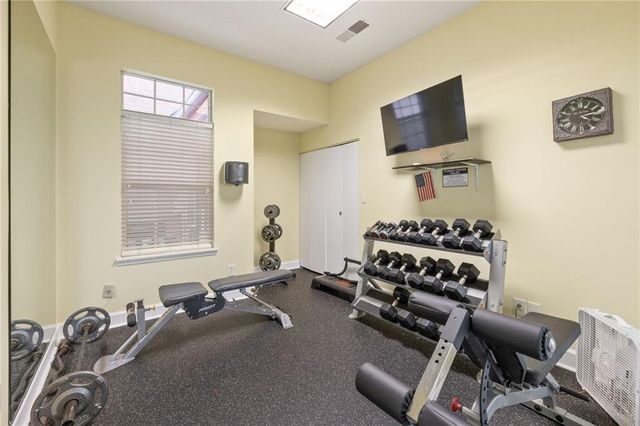 2054 Chastain Park Court NE, Atlanta, GA 30342