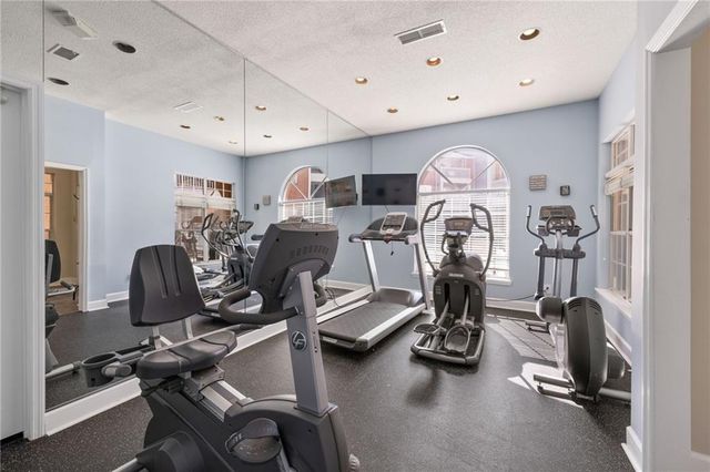 2054 Chastain Park Court NE, Atlanta, GA 30342
