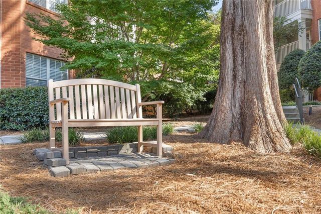 2054 Chastain Park Court NE, Atlanta, GA 30342