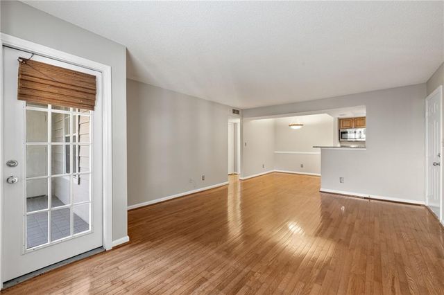 2054 Chastain Park Court NE, Atlanta, GA 30342