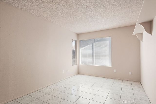 1127 Monroe Street, Lake Elsinore, CA 92530