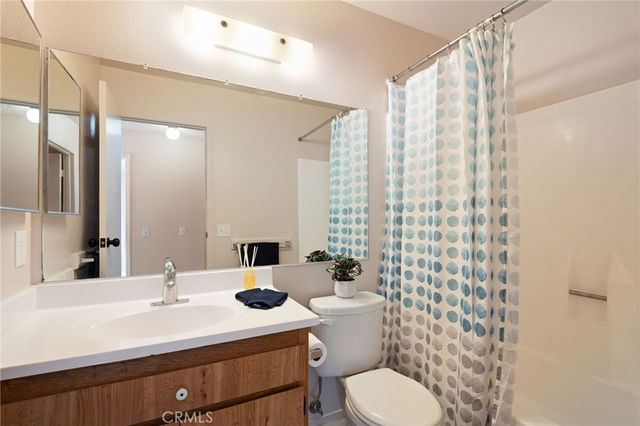 1127 Monroe Street, Lake Elsinore, CA 92530