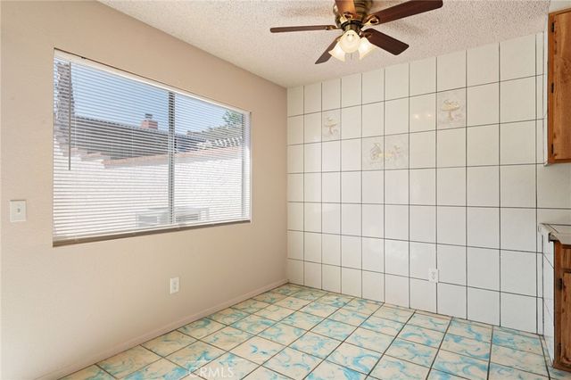 1127 Monroe Street, Lake Elsinore, CA 92530