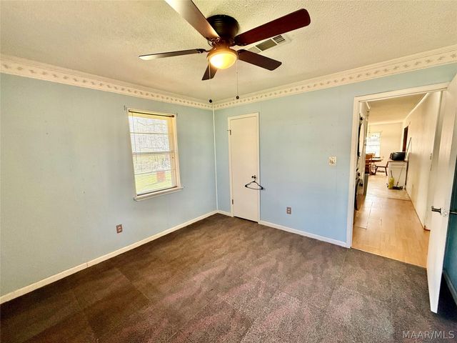 206 County Road 900 ., Selma, AL 36701