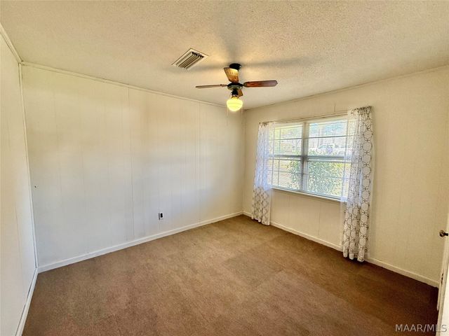 206 County Road 900 ., Selma, AL 36701