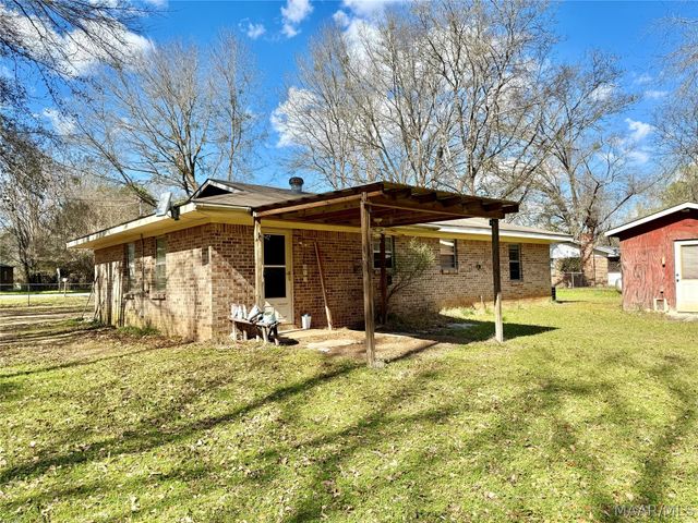 206 County Road 900 ., Selma, AL 36701