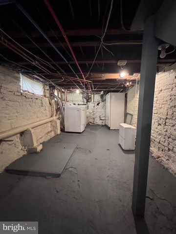 105 W UNION ST, Burlington, NJ 08016