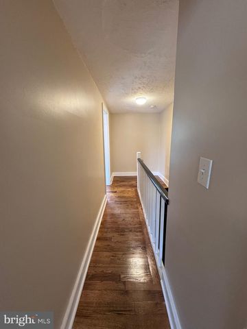105 W UNION ST, Burlington, NJ 08016