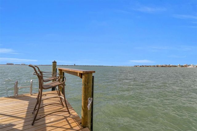 1504 S LODGE DRIVE, Sarasota, FL 34239