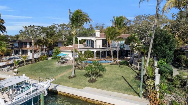 1504 S LODGE DRIVE, Sarasota, FL 34239