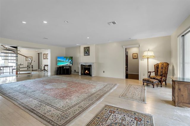 1504 S LODGE DRIVE, Sarasota, FL 34239