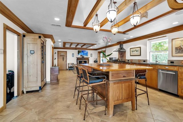 1504 S LODGE DRIVE, Sarasota, FL 34239