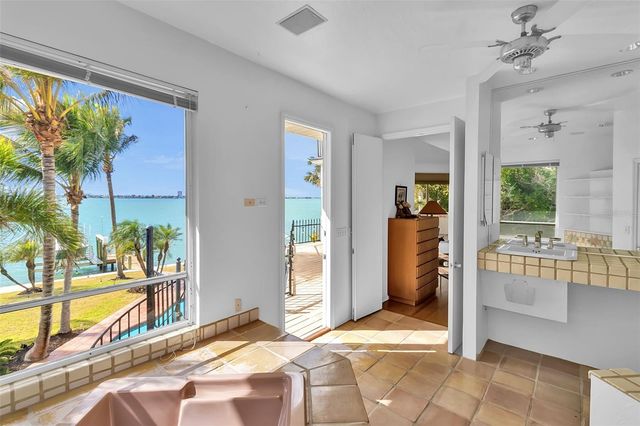 1504 S LODGE DRIVE, Sarasota, FL 34239