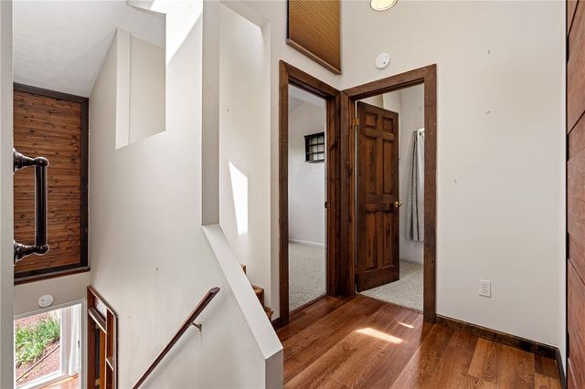 330 Klamath Dr, Robinson Twp, PA 15205
