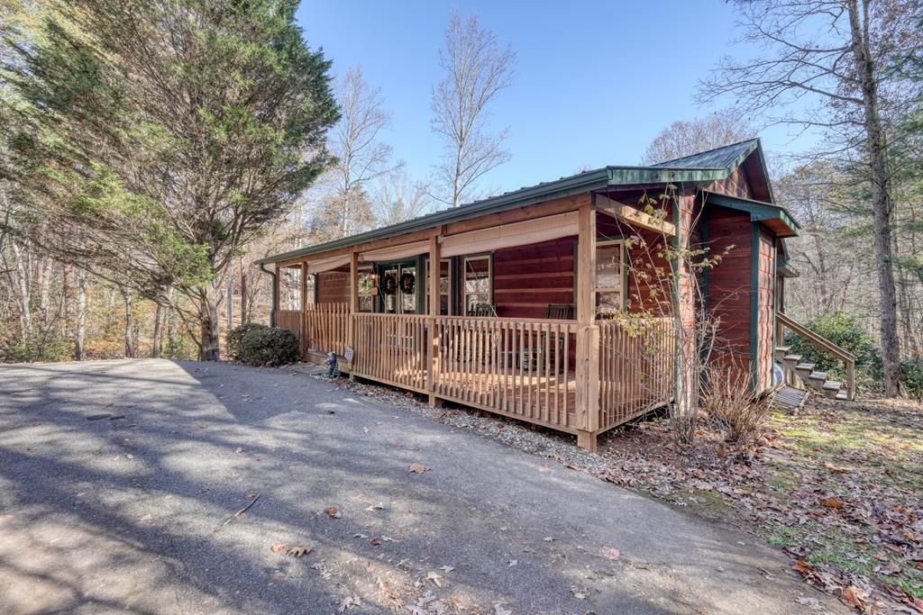 518 Rizzitello Lane, Blairsville, GA 30512