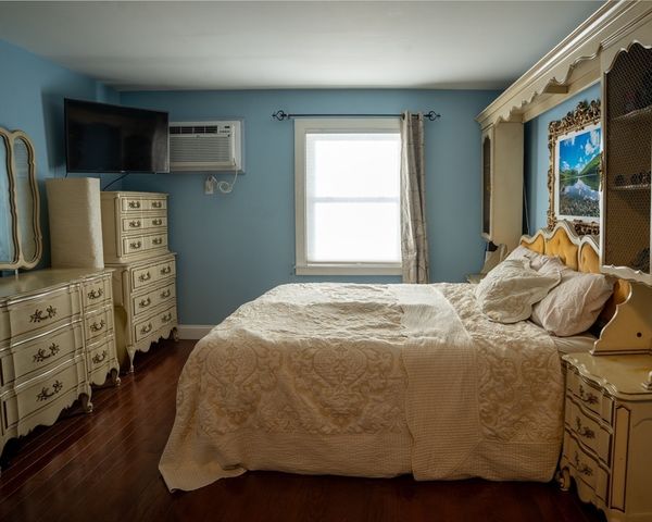 394 Essex St 3, Salem, MA 01970