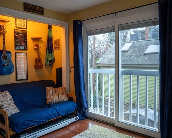 394 Essex St 3, Salem, MA 01970
