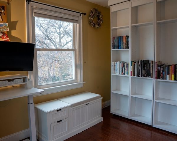 394 Essex St 3, Salem, MA 01970
