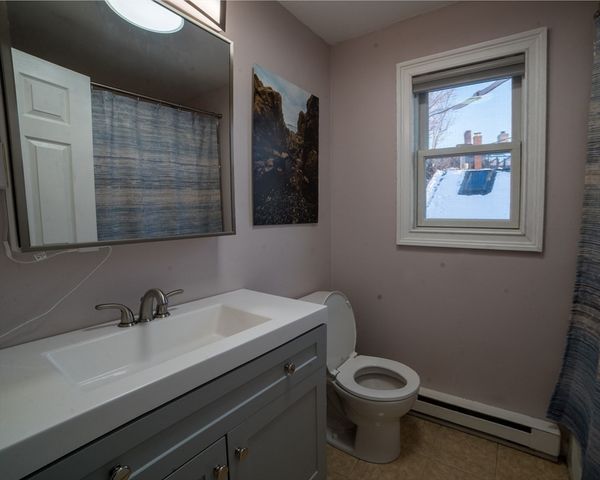 394 Essex St 3, Salem, MA 01970