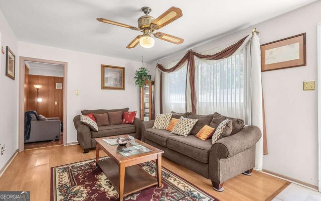 2438 E 39Th Street, Savannah, GA 31404
