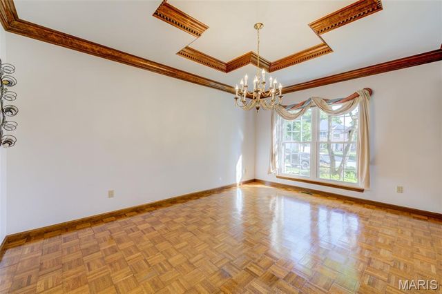 27 Ridge Mount Court, St Charles, MO 63303