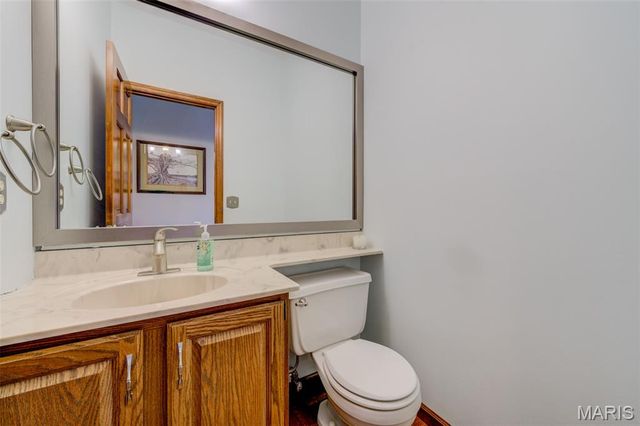 27 Ridge Mount Court, St Charles, MO 63303