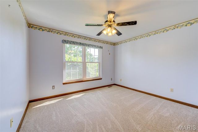 27 Ridge Mount Court, St Charles, MO 63303