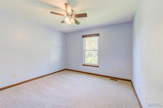 27 Ridge Mount Court, St Charles, MO 63303