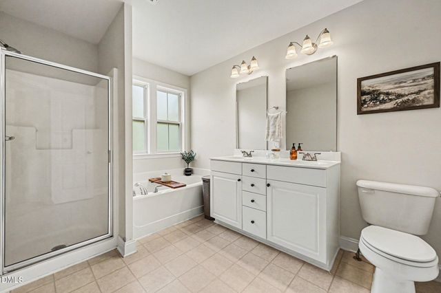 517 Village Loop Drive, Apex, NC 27502