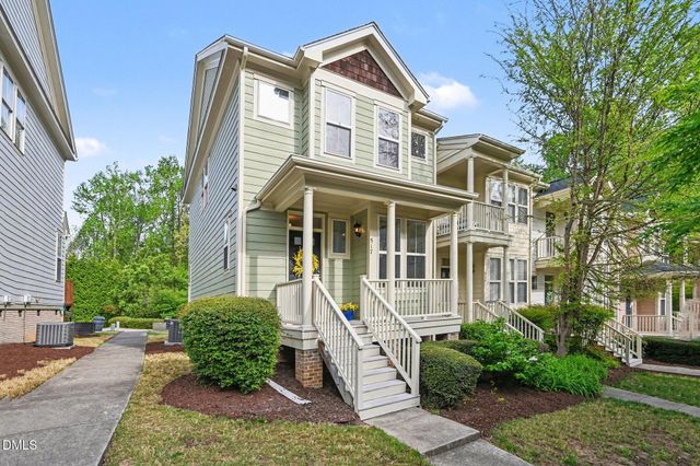 517 Village Loop Drive, Apex, NC 27502