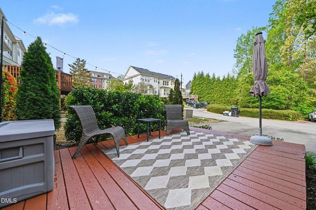 517 Village Loop Drive, Apex, NC 27502