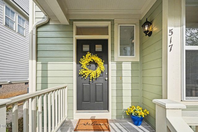 517 Village Loop Drive, Apex, NC 27502