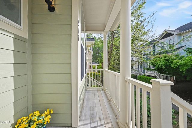 517 Village Loop Drive, Apex, NC 27502