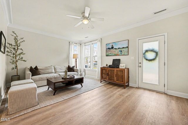 517 Village Loop Drive, Apex, NC 27502