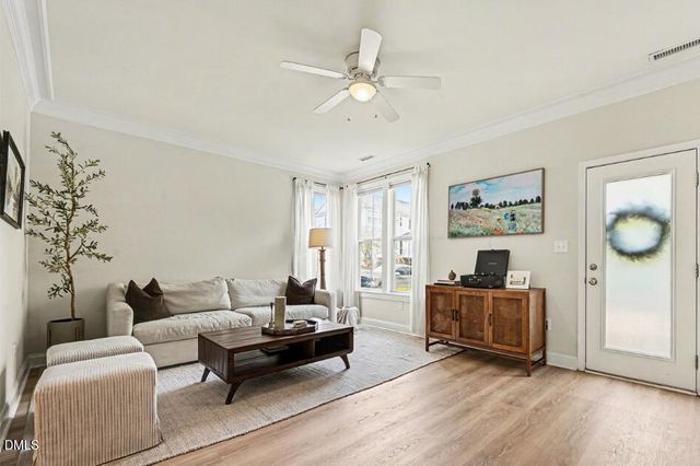 517 Village Loop Drive, Apex, NC 27502