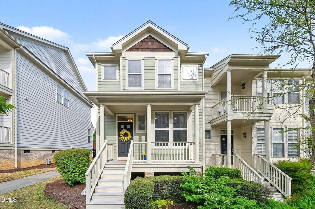 517 Village Loop Drive, Apex, NC 27502