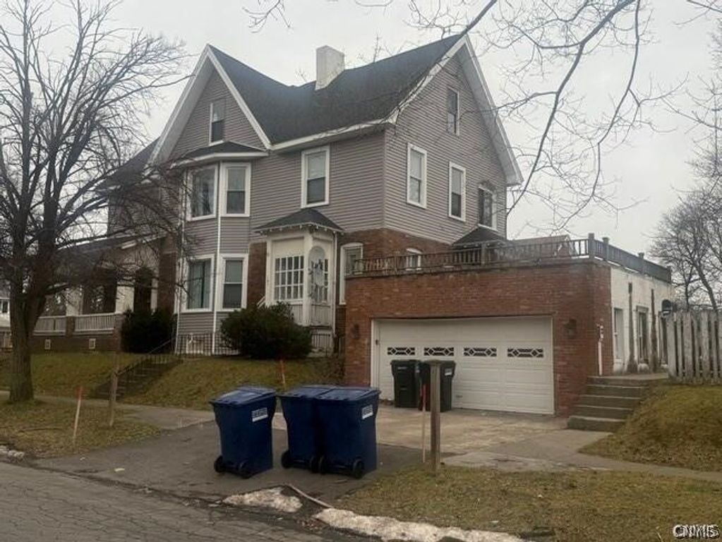 942 Euclid Avenue, Syracuse, NY 13210